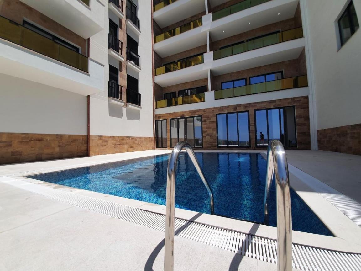 Deluxe Apartment-Swimming Pool Sarandë Exterior foto